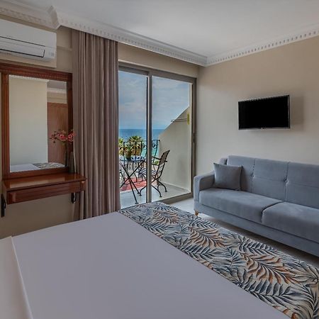 Rosy Suites Hotel Kusadasi Exterior foto