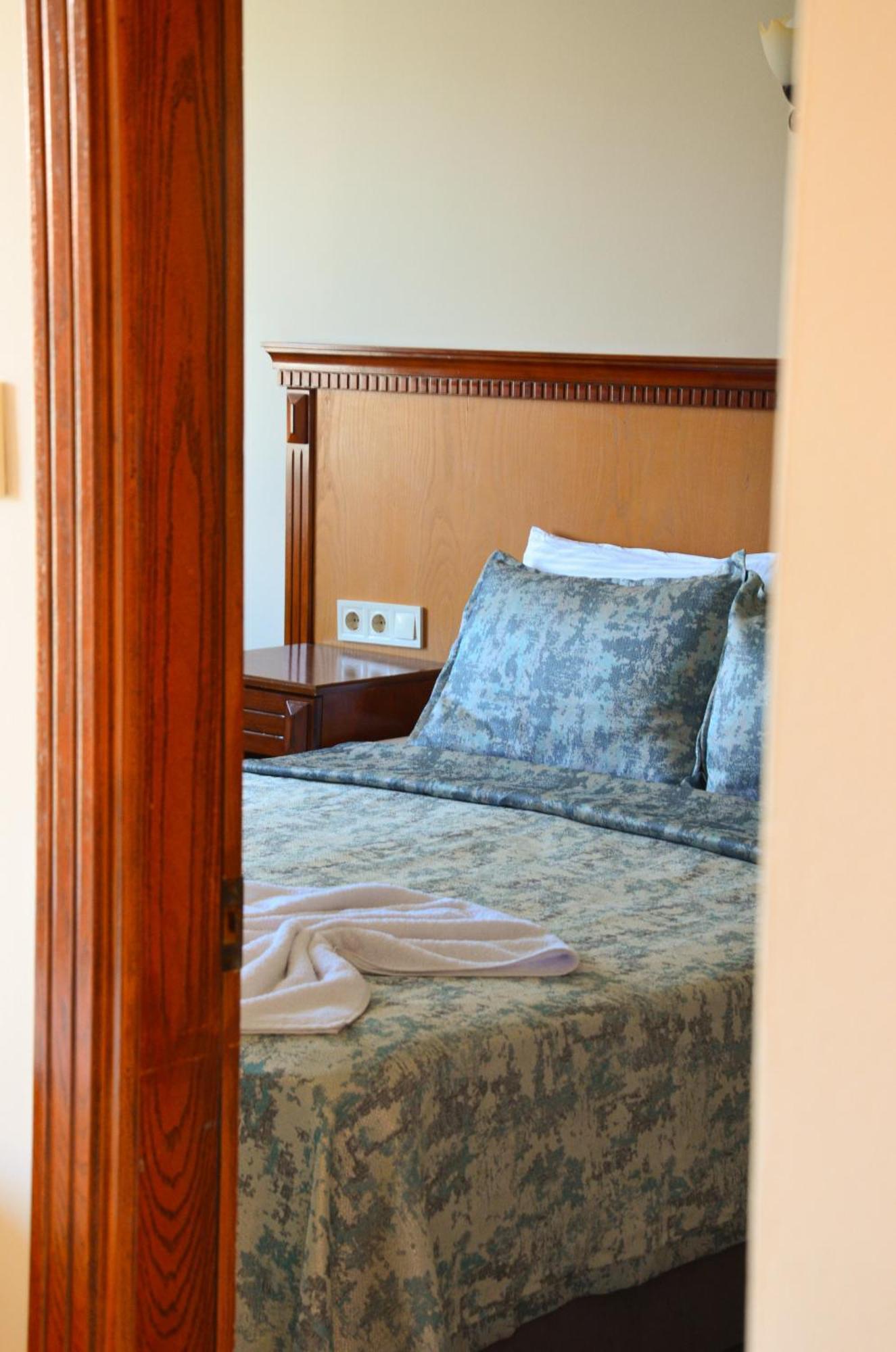 Rosy Suites Hotel Kusadasi Exterior foto